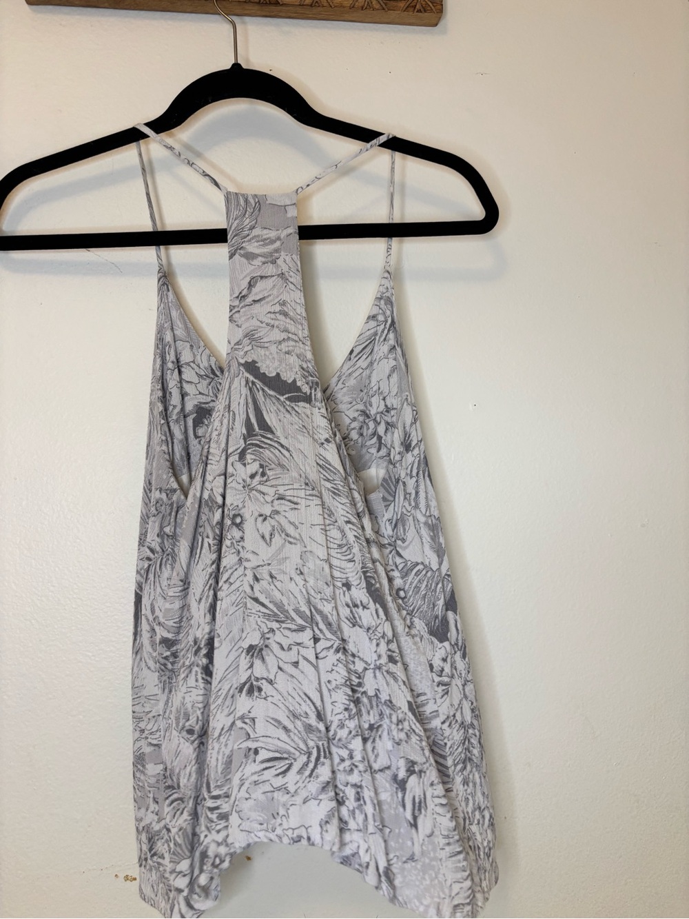 Style Rack Gray Floral Racerback Camisole - Picture 6 of 10